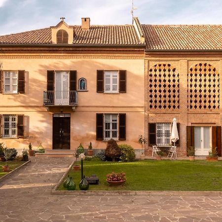 Apart-Agriturismo "La Colomba" Nizza Monferrato Dış mekan fotoğraf